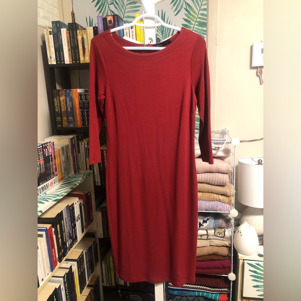 Forest Lily | Midi Dress | Red